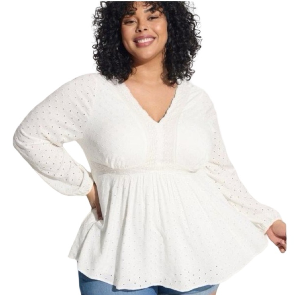 Torrid White Babydoll Eyelet Top Long Sleeve White 4X / 26 Cottage Beach Cowgirl